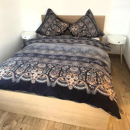 Grosse Neue In Mit Whirlpool Daire Bern