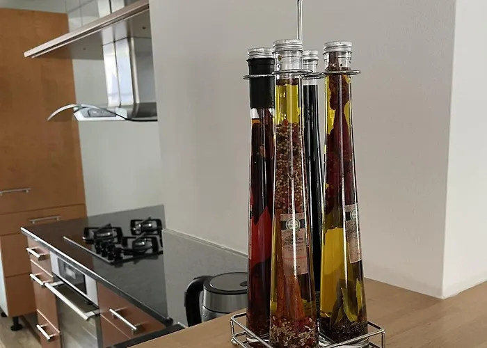 Appartamento Grosse Neue In Mit Whirlpool Berna