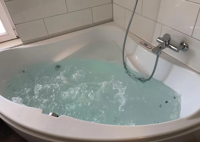 Apartamento Grosse Neue In Mit Whirlpool