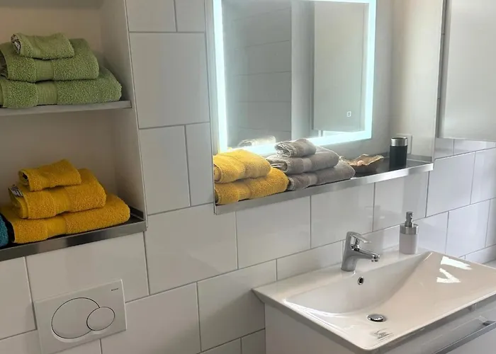 Grosse Neue In Mit Whirlpool *